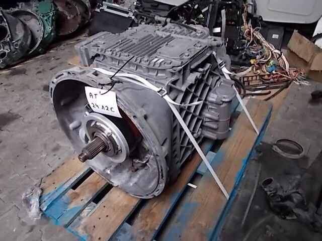 Renault AT2412C Renault MAGNUM DXI 440 460 500 - Kutia e marsheve për Kamioni: foto 1 Renault AT2412C Renault MAGNUM DXI 440 460 500 - Kutia e marsheve për Kamioni: foto 1