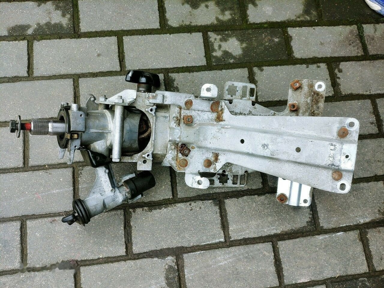 Scania 4 SERIES WITH IGNITION SWITCH 1427567 truck - Kolona e drejtimit për Kamioni: foto 3 Scania 4 SERIES WITH IGNITION SWITCH 1427567 truck - Kolona e drejtimit për Kamioni: foto 3