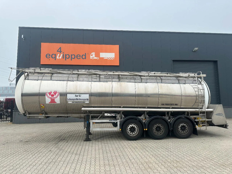 Feldbinder LEVENSMIDDELEN / FOOD / LEBENSMITTEL / 33.500L / 3-COMP / POMP / NL-trailer / APK: 09-2026, 10x beschikbaar - Gjysmë rimorkio me bot: foto 2 Feldbinder LEVENSMIDDELEN / FOOD / LEBENSMITTEL / 33.500L / 3-COMP / POMP / NL-trailer / APK: 09-2026, 10x beschikbaar - Gjysmë rimorkio me bot: foto 2