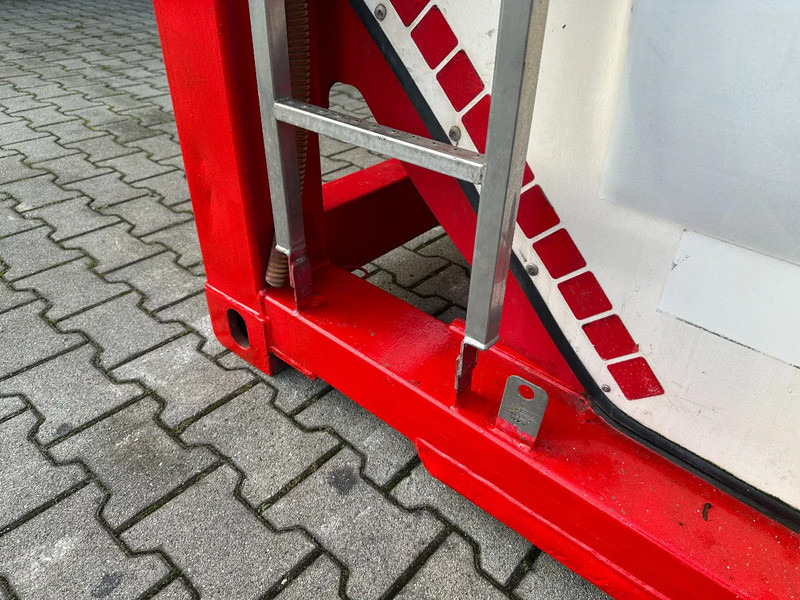 Rezervuari i magazinimit për transportimin e karburantit SINGAMAS 20FT ISO, 26.000L/1-COMP/3 BAFFELS/3 manholes, ADR inspectio valid till: 07/2025: foto 7