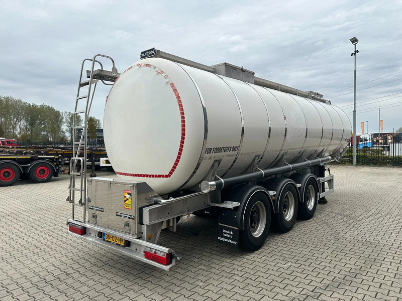 Van Hool FOOD / RVS chassis / empty weight: 5.860kg / 29.500L / 1-comp.+ 1 baffel / discbrakes / NL / APK: 05/2026 - Gjysmë rimorkio me bot: foto 3 Van Hool FOOD / RVS chassis / empty weight: 5.860kg / 29.500L / 1-comp.+ 1 baffel / discbrakes / NL / APK: 05/2026 - Gjysmë rimorkio me bot: foto 3