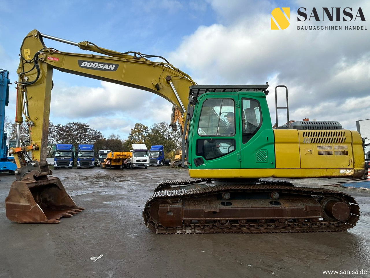 DOOSAN DX225 LC-3/ 1 Löffel/SW/Hydraulikleitung - Ekskavator me zinxhirë: foto 3 DOOSAN DX225 LC-3/ 1 Löffel/SW/Hydraulikleitung - Ekskavator me zinxhirë: foto 3