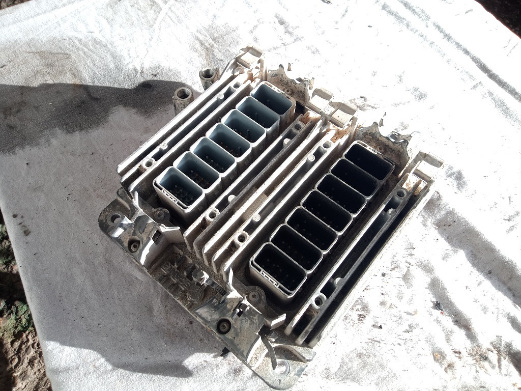 EDC Scania R440 DC1305 2023093 - ECU për Kamioni: foto 2 EDC Scania R440 DC1305 2023093 - ECU për Kamioni: foto 2