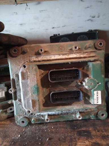 EDC VOLVO FH460 D13K460 21900553 P03 - ECU për Kamioni: foto 2 EDC VOLVO FH460 D13K460 21900553 P03 - ECU për Kamioni: foto 2