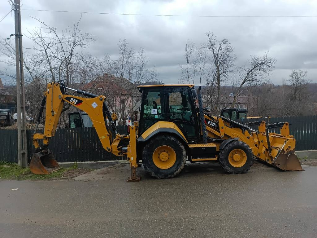 CATERPILLAR 432 F2 - Fadromë me shkarkim nga prapa: foto 1 CATERPILLAR 432 F2 - Fadromë me shkarkim nga prapa: foto 1