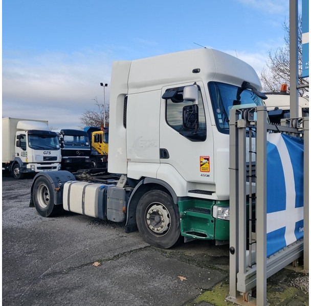 Renault Premium-450 - Gjysmë-kamion: foto 1 Renault Premium-450 - Gjysmë-kamion: foto 1