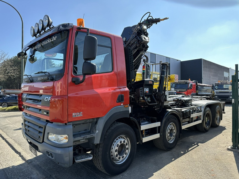 DAF CF 85.410 8x4 HOOKLIFT + CRANE HIAB 244 EP-3 HIDUO - Radio - Rotator - RETARDER - EURO 4 - BIG AXLES HUB REDUCTION - Kamion vetëngarkues, Kamion me vinç: foto 4 DAF CF 85.410 8x4 HOOKLIFT + CRANE HIAB 244 EP-3 HIDUO - Radio - Rotator - RETARDER - EURO 4 - BIG AXLES HUB REDUCTION - Kamion vetëngarkues, Kamion me vinç: foto 4