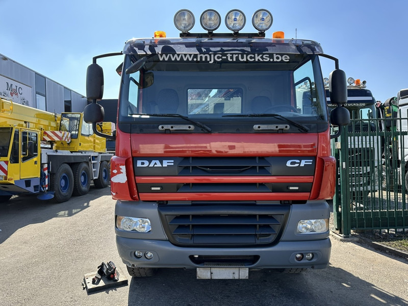 DAF CF 85.410 8x4 HOOKLIFT + CRANE HIAB 244 EP-3 HIDUO - Radio - Rotator - RETARDER - EURO 4 - BIG AXLES HUB REDUCTION - Kamion vetëngarkues, Kamion me vinç: foto 3 DAF CF 85.410 8x4 HOOKLIFT + CRANE HIAB 244 EP-3 HIDUO - Radio - Rotator - RETARDER - EURO 4 - BIG AXLES HUB REDUCTION - Kamion vetëngarkues, Kamion me vinç: foto 3
