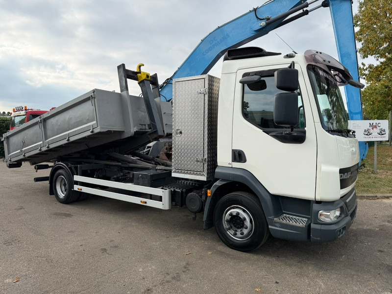 DAF LF 45.180 - 12T - 4x2 HOOKLIFT / HAAKSYTEEM / ABROLLKIPPER / AMPLIROL - *320.000km* - EURO 5 - TÜV 06/2026 - BE TRUCK - Kamion vetëngarkues: foto 1 DAF LF 45.180 - 12T - 4x2 HOOKLIFT / HAAKSYTEEM / ABROLLKIPPER / AMPLIROL - *320.000km* - EURO 5 - TÜV 06/2026 - BE TRUCK - Kamion vetëngarkues: foto 1