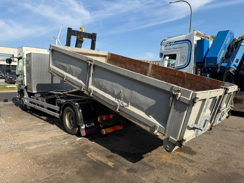 DAF LF 45.180 - 12T - 4x2 HOOKLIFT / HAAKSYTEEM / ABROLLKIPPER / AMPLIROL - *320.000km* - EURO 5 - TÜV 06/2026 - BE TRUCK - Kamion vetëngarkues: foto 4 DAF LF 45.180 - 12T - 4x2 HOOKLIFT / HAAKSYTEEM / ABROLLKIPPER / AMPLIROL - *320.000km* - EURO 5 - TÜV 06/2026 - BE TRUCK - Kamion vetëngarkues: foto 4