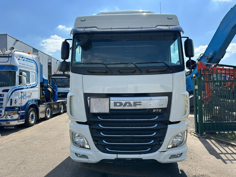 DAF XF 460 RETARDER + PTO HYDR - MX 13L - 460HP - SPACECAB - A/C - FRIGO - SPOILERS - EURO 6 - BE TRUCK - Gjysmë-kamion: foto 2 DAF XF 460 RETARDER + PTO HYDR - MX 13L - 460HP - SPACECAB - A/C - FRIGO - SPOILERS - EURO 6 - BE TRUCK - Gjysmë-kamion: foto 2