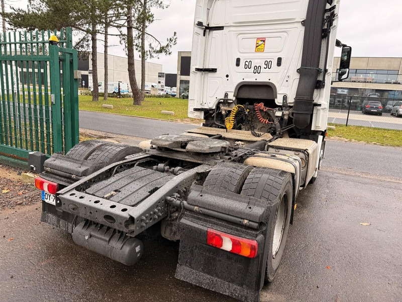 Mercedes-Benz Actros 1845 - 13L ENGINE - STREAMSPACE - FRIGO - SPOILERS - *713.000km* - GOOD CONDITION - Gjysmë-kamion: foto 5 Mercedes-Benz Actros 1845 - 13L ENGINE - STREAMSPACE - FRIGO - SPOILERS - *713.000km* - GOOD CONDITION - Gjysmë-kamion: foto 5