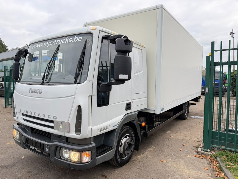 Iveco EUROCARGO 80E18 CLOSED BOX 6m00 x 2m49 x 2m37 - EURO 5 - *176.000km* - TAILLIFT - MANUAL - BE TRUCK - Kamion vagonetë: foto 3 Iveco EUROCARGO 80E18 CLOSED BOX 6m00 x 2m49 x 2m37 - EURO 5 - *176.000km* - TAILLIFT - MANUAL - BE TRUCK - Kamion vagonetë: foto 3