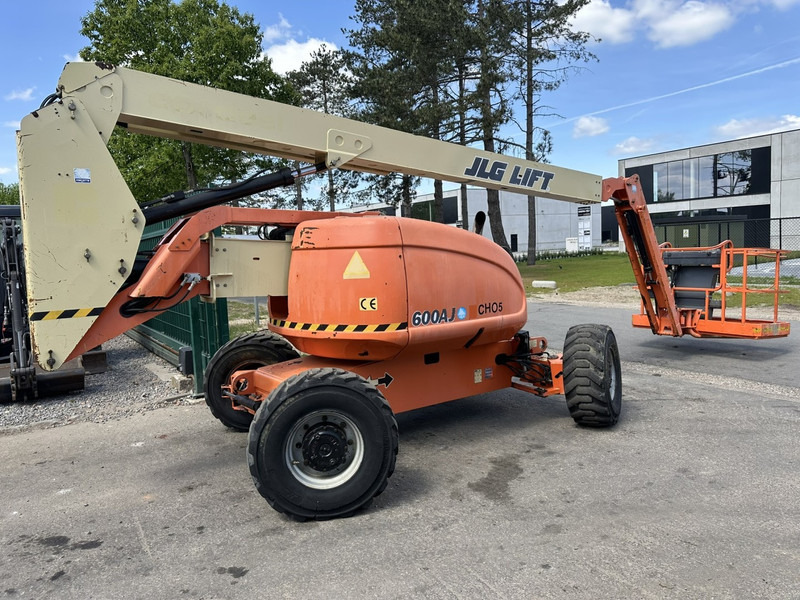 JLG 600AJ 4x4x4 - 20m - 230kg - DIESEL - BE MACHINE - Platformë ajrore: foto 3 JLG 600AJ 4x4x4 - 20m - 230kg - DIESEL - BE MACHINE - Platformë ajrore: foto 3