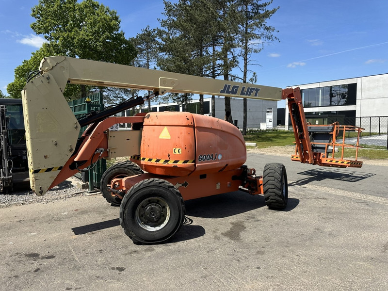 JLG 600AJ 4x4x4 - 20m - 230kg - DIESEL - BELGISCHE MACHINE - Platformë ajrore: foto 2 JLG 600AJ 4x4x4 - 20m - 230kg - DIESEL - BELGISCHE MACHINE - Platformë ajrore: foto 2
