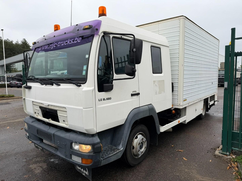 MAN LE 8.180 CLOSED BOX / KOFFER - DOKA - MANUAL GEARBOX - *248.000km* - STEEL SPRING / BLATT / LAMES - BE TRUCK - Kamion vagonetë: foto 3 MAN LE 8.180 CLOSED BOX / KOFFER - DOKA - MANUAL GEARBOX - *248.000km* - STEEL SPRING / BLATT / LAMES - BE TRUCK - Kamion vagonetë: foto 3