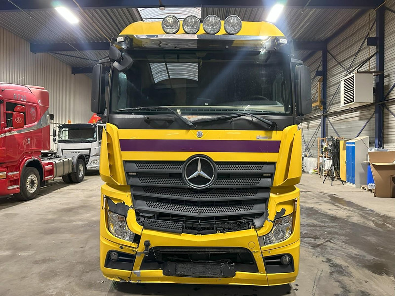 Mercedes-Benz ACTROS 2745 6x2 OPRIJWAGEN / AUTOTRANSPORTER / MACHINE CARRIER - WINCH - 6m10 - EURO 5 - LIFT AXLE - HYDR RAMPS - NL TRUCK - Autotransportues: foto 3 Mercedes-Benz ACTROS 2745 6x2 OPRIJWAGEN / AUTOTRANSPORTER / MACHINE CARRIER - WINCH - 6m10 - EURO 5 - LIFT AXLE - HYDR RAMPS - NL TRUCK - Autotransportues: foto 3