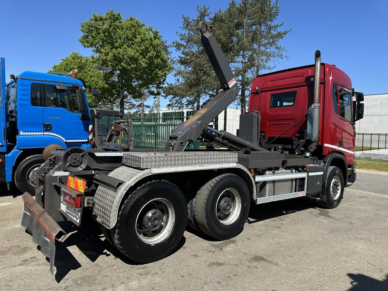 Scania R500 XT 6x4 RETARDER - HOOKLIFT / HAAKSYSTEEM WAF 20T - 5200mm - WB 3m75 - *231.000km* - HUB REDUCTION / STEEL SUSPENSION - EURO 6 - BE TRUCK - Kamion vetëngarkues: foto 5 Scania R500 XT 6x4 RETARDER - HOOKLIFT / HAAKSYSTEEM WAF 20T - 5200mm - WB 3m75 - *231.000km* - HUB REDUCTION / STEEL SUSPENSION - EURO 6 - BE TRUCK - Kamion vetëngarkues: foto 5