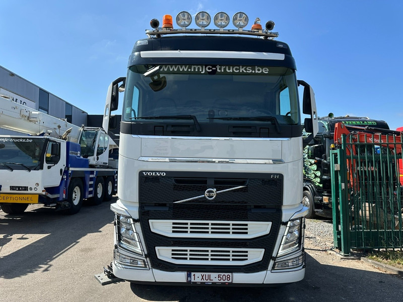 Volvo FH 420 8x4 TRIDEM + (26m!) KRAAN HIAB 408 E-8 + 2 ME HIPRO + WINCH - 63.000km ONLY - CREWCAB 4 SEATER - PLATFORM 7m - TOP CONDITION - Kamion me vinç: foto 4 Volvo FH 420 8x4 TRIDEM + (26m!) KRAAN HIAB 408 E-8 + 2 ME HIPRO + WINCH - 63.000km ONLY - CREWCAB 4 SEATER - PLATFORM 7m - TOP CONDITION - Kamion me vinç: foto 4