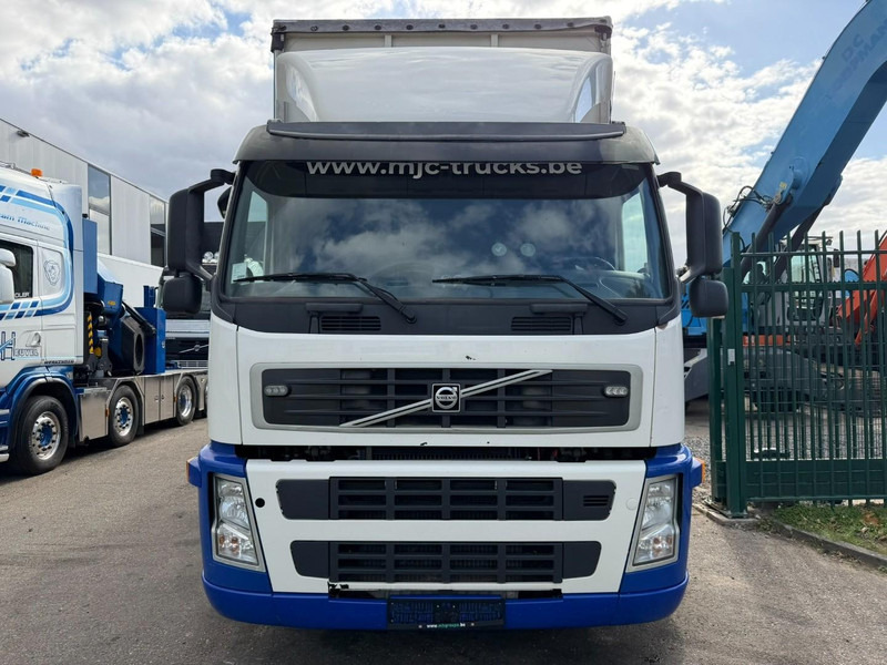 Volvo FM 370 6x2 BOX 8m15 - LIFT + STEERING AXLE - EURO 5 - I SHIFT - 26T - TÜV 06/2026 - VERY NICE CONDITION - BE TRUCK - Kamion me tendë: foto 2 Volvo FM 370 6x2 BOX 8m15 - LIFT + STEERING AXLE - EURO 5 - I SHIFT - 26T - TÜV 06/2026 - VERY NICE CONDITION - BE TRUCK - Kamion me tendë: foto 2