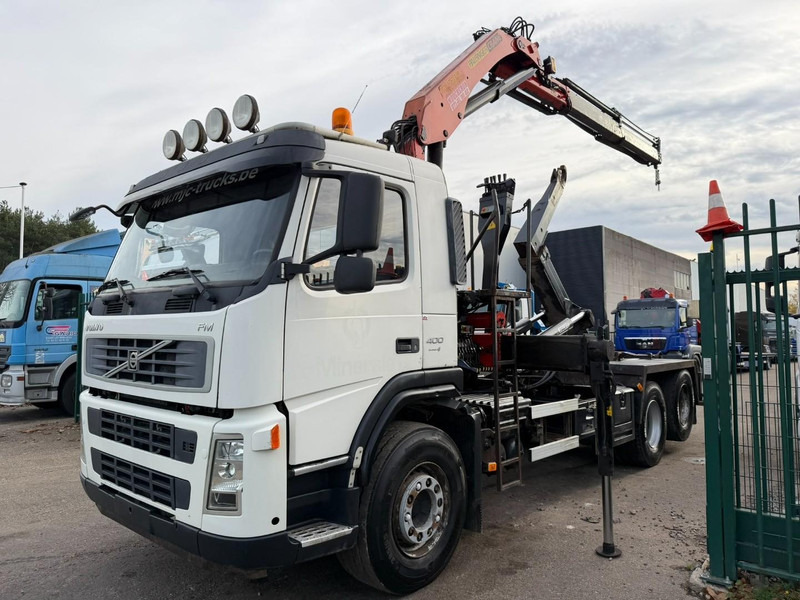 Volvo FM 400 6x2 HOOKLIFT + CRANE PALFINGER PK 15500 B (2x) - 5/6 F - MANUAL - EURO 4 - BE TRUCK - Kamion vetëngarkues, Kamion me vinç: foto 2 Volvo FM 400 6x2 HOOKLIFT + CRANE PALFINGER PK 15500 B (2x) - 5/6 F - MANUAL - EURO 4 - BE TRUCK - Kamion vetëngarkues, Kamion me vinç: foto 2