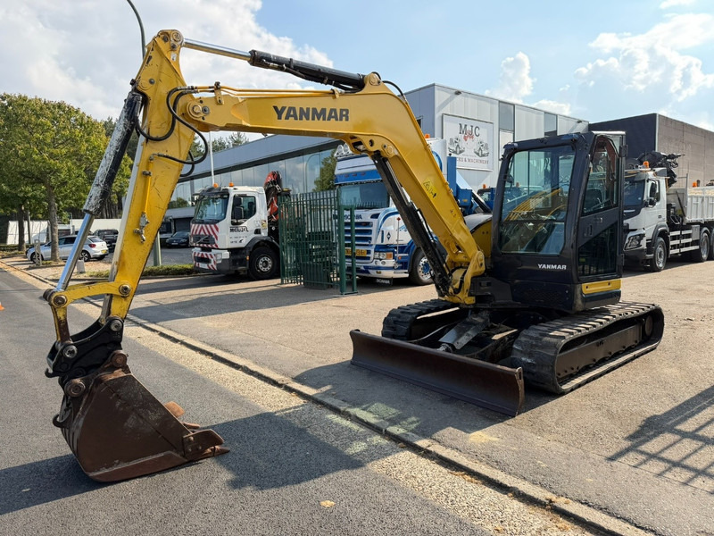 Yanmar VIO 80 8T - EXTRA HYDR F - 2013h - BLADE - A/C - QUICKHITCH - CE - BE MACHINE - Miniekskavator: foto 2 Yanmar VIO 80 8T - EXTRA HYDR F - 2013h - BLADE - A/C - QUICKHITCH - CE - BE MACHINE - Miniekskavator: foto 2