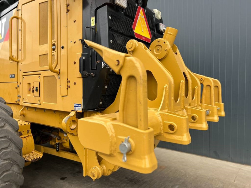 Cat 140M2 AWD - Makinë niveluese: foto 5 Cat 140M2 AWD - Makinë niveluese: foto 5