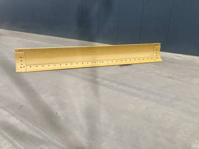 Cat 160M Moldboard - Thikë për Makineri ndërtimi: foto 1 Cat 160M Moldboard - Thikë për Makineri ndërtimi: foto 1