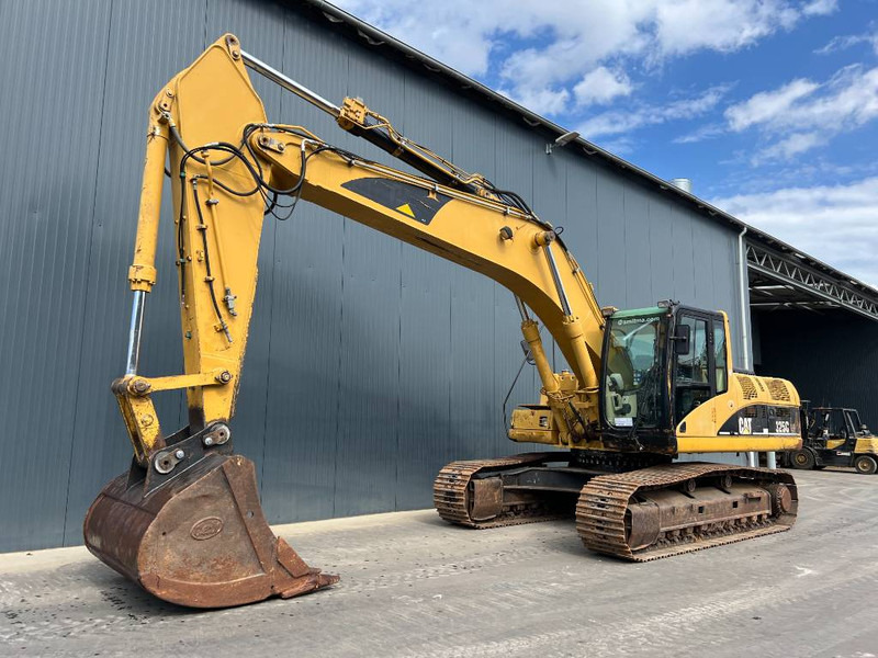 Cat 325C LN ME - Ekskavator me zinxhirë: foto 1 Cat 325C LN ME - Ekskavator me zinxhirë: foto 1