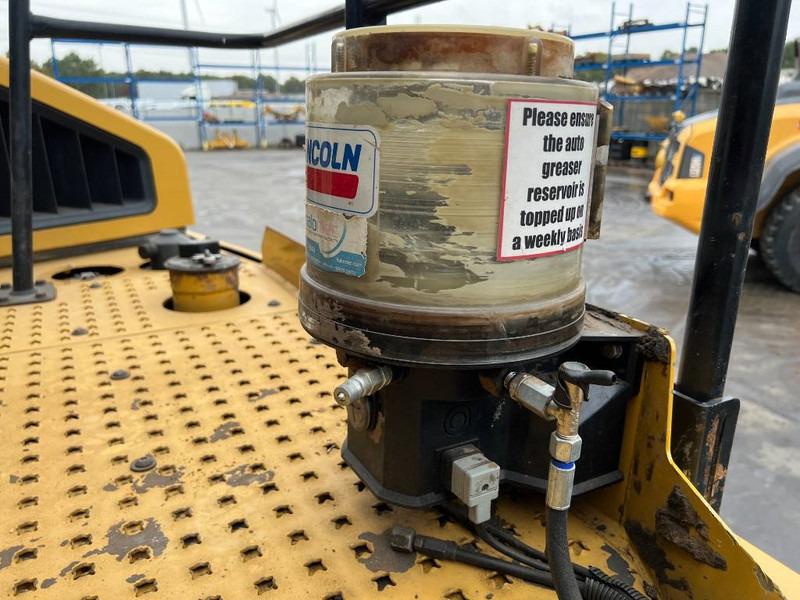 Shkarkues teleskopik Cat 745: foto 6