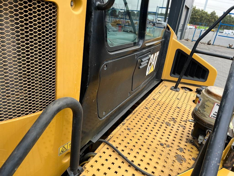 Shkarkues teleskopik Cat 745: foto 8