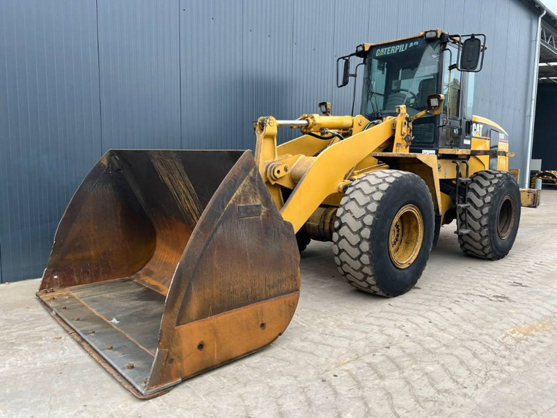 Cat 938G - Fadrom me goma: foto 1 Cat 938G - Fadrom me goma: foto 1