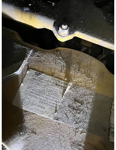 Cat D6T LGP - Buldozer: foto 2 Cat D6T LGP - Buldozer: foto 2