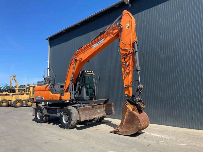 Doosan DX170W-5 - Ekskavator me goma: foto 3 Doosan DX170W-5 - Ekskavator me goma: foto 3