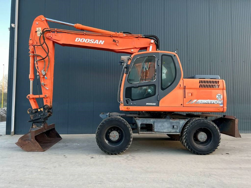 Doosan DX170W - Ekskavator me goma: foto 3 Doosan DX170W - Ekskavator me goma: foto 3