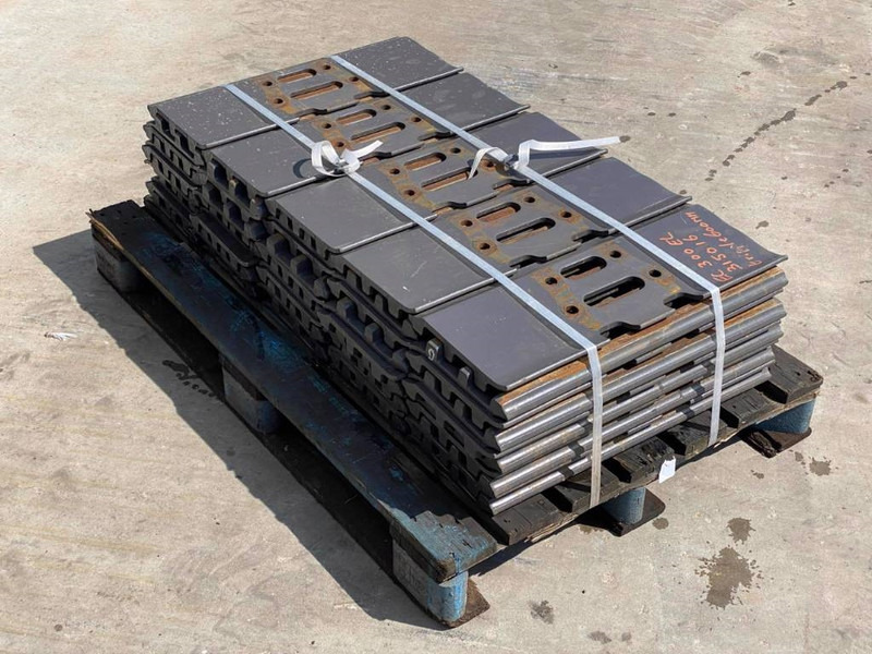 Hitachi EX270 / EX300 / EX310 Shoes/Pads - Telajo/ Shasia për Makineri ndërtimi: foto 2 Hitachi EX270 / EX300 / EX310 Shoes/Pads - Telajo/ Shasia për Makineri ndërtimi: foto 2