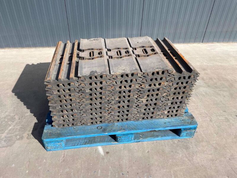 Hyundai R210 / R215 / R220 / R235 / R250 / R260 - Telajo/ Shasia për Makineri ndërtimi: foto 4 Hyundai R210 / R215 / R220 / R235 / R250 / R260 - Telajo/ Shasia për Makineri ndërtimi: foto 4