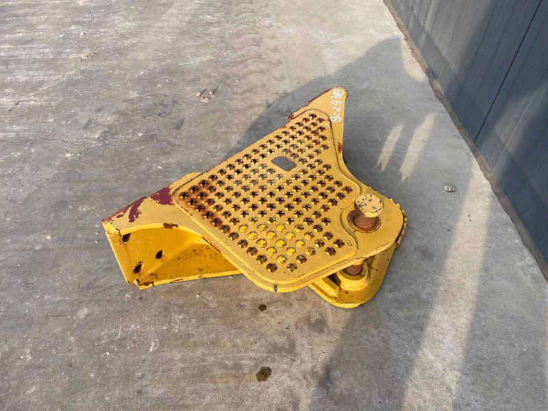 Cat D4 NG Zugtraverse - Kokë për Makineri ndërtimi: foto 1 Cat D4 NG Zugtraverse - Kokë për Makineri ndërtimi: foto 1