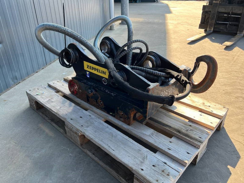 OilQuick OQ65 - 311F / 313F / 315F - Bashkues i shpejtë për Makineri ndërtimi: foto 3 OilQuick OQ65 - 311F / 313F / 315F - Bashkues i shpejtë për Makineri ndërtimi: foto 3