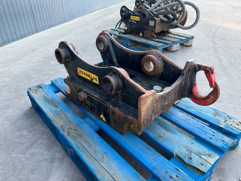 OilQuick OQ65 - 311F / 313F / 315F - Bashkues i shpejtë për Makineri ndërtimi: foto 3 OilQuick OQ65 - 311F / 313F / 315F - Bashkues i shpejtë për Makineri ndërtimi: foto 3