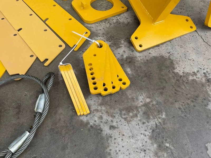 Volvo A25G - Urë ngritëse për Makineri ndërtimi: foto 3 Volvo A25G - Urë ngritëse për Makineri ndërtimi: foto 3