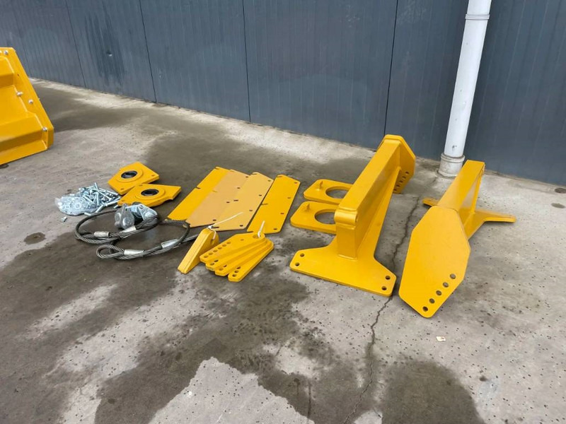 Urë ngritëse për Makineri ndërtimi i ri Volvo A25G: foto 13 Urë ngritëse për Makineri ndërtimi i ri Volvo A25G: foto 13