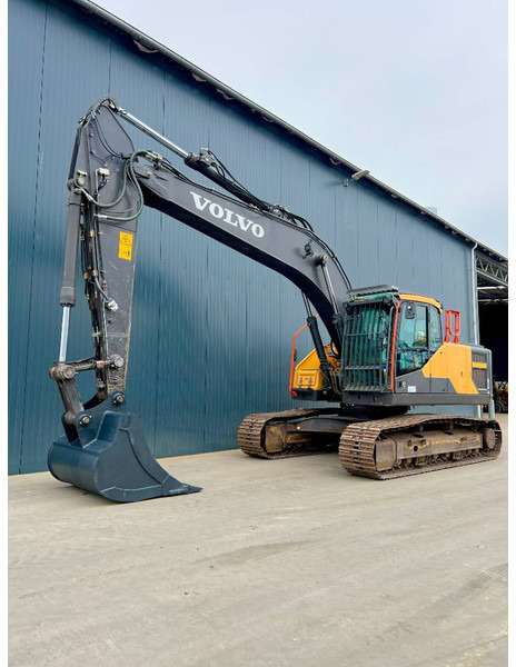 Volvo EC220E L - Ekskavator me zinxhirë: foto 1 Volvo EC220E L - Ekskavator me zinxhirë: foto 1