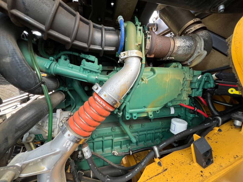 Volvo L90H - Fadrom me goma: foto 5 Volvo L90H - Fadrom me goma: foto 5