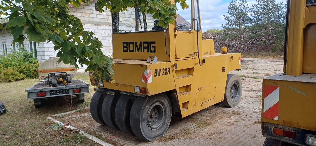 BOMAG BW 20 R - Rul pneumatik: foto 3 BOMAG BW 20 R - Rul pneumatik: foto 3