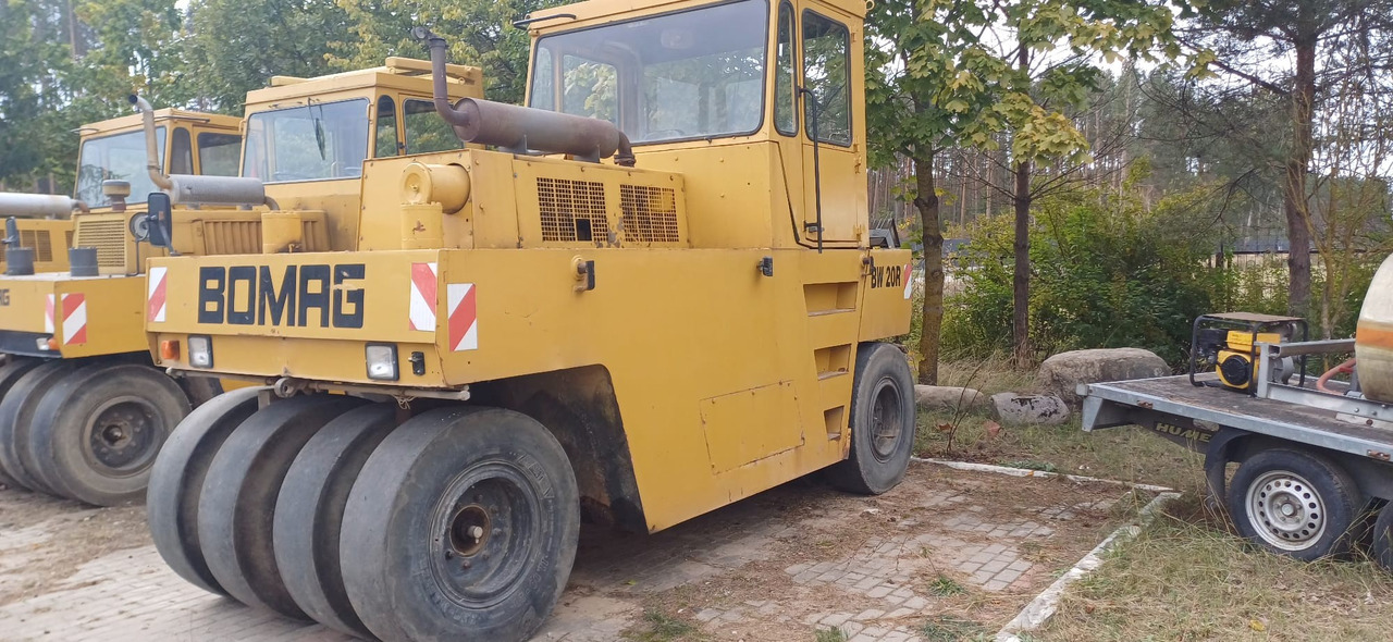 BOMAG BW 20 R - Rul pneumatik: foto 1 BOMAG BW 20 R - Rul pneumatik: foto 1