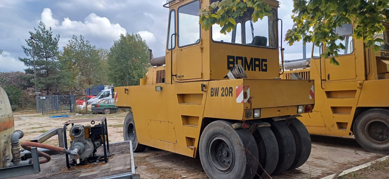 BOMAG BW 20 R - Rul pneumatik: foto 4 BOMAG BW 20 R - Rul pneumatik: foto 4