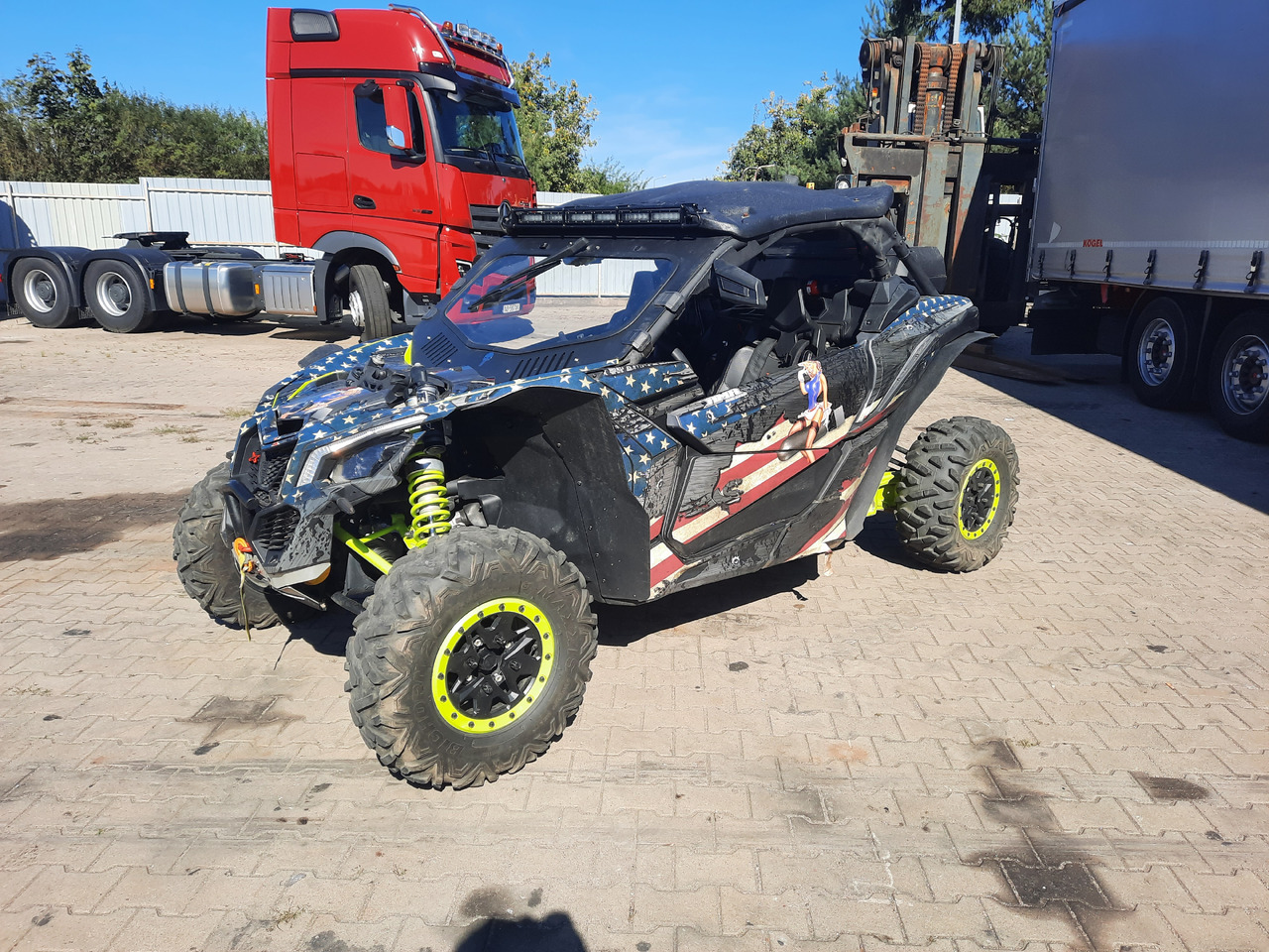 CAN-AM Maverick X3 XDS z homologacją - ATV/ Qarku virtual: foto 3 CAN-AM Maverick X3 XDS z homologacją - ATV/ Qarku virtual: foto 3