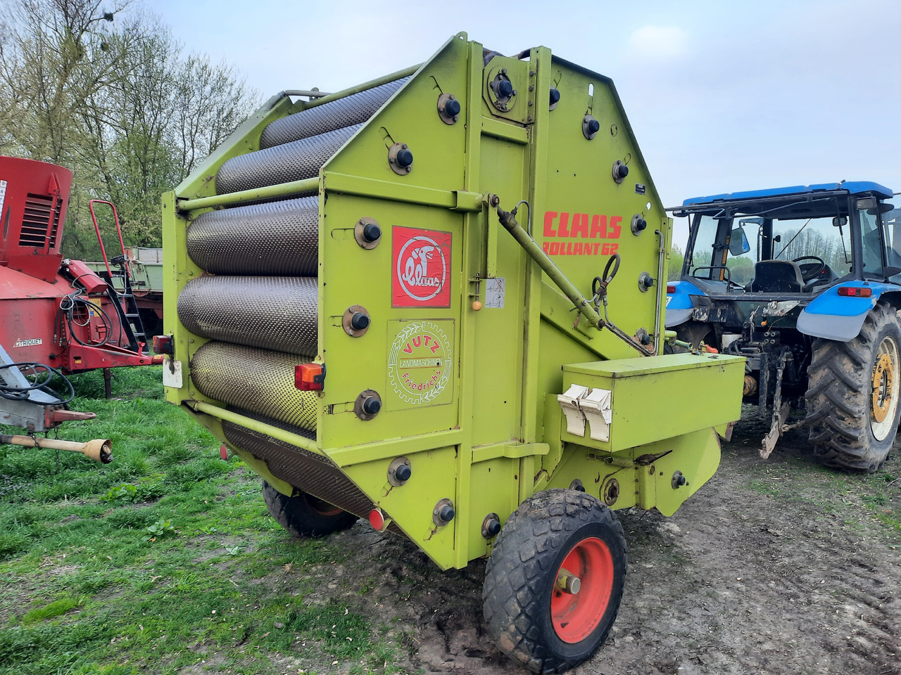 CLAAS ROLLANT 62 - Dengmbledhëse e rrumbullakët: foto 5 CLAAS ROLLANT 62 - Dengmbledhëse e rrumbullakët: foto 5