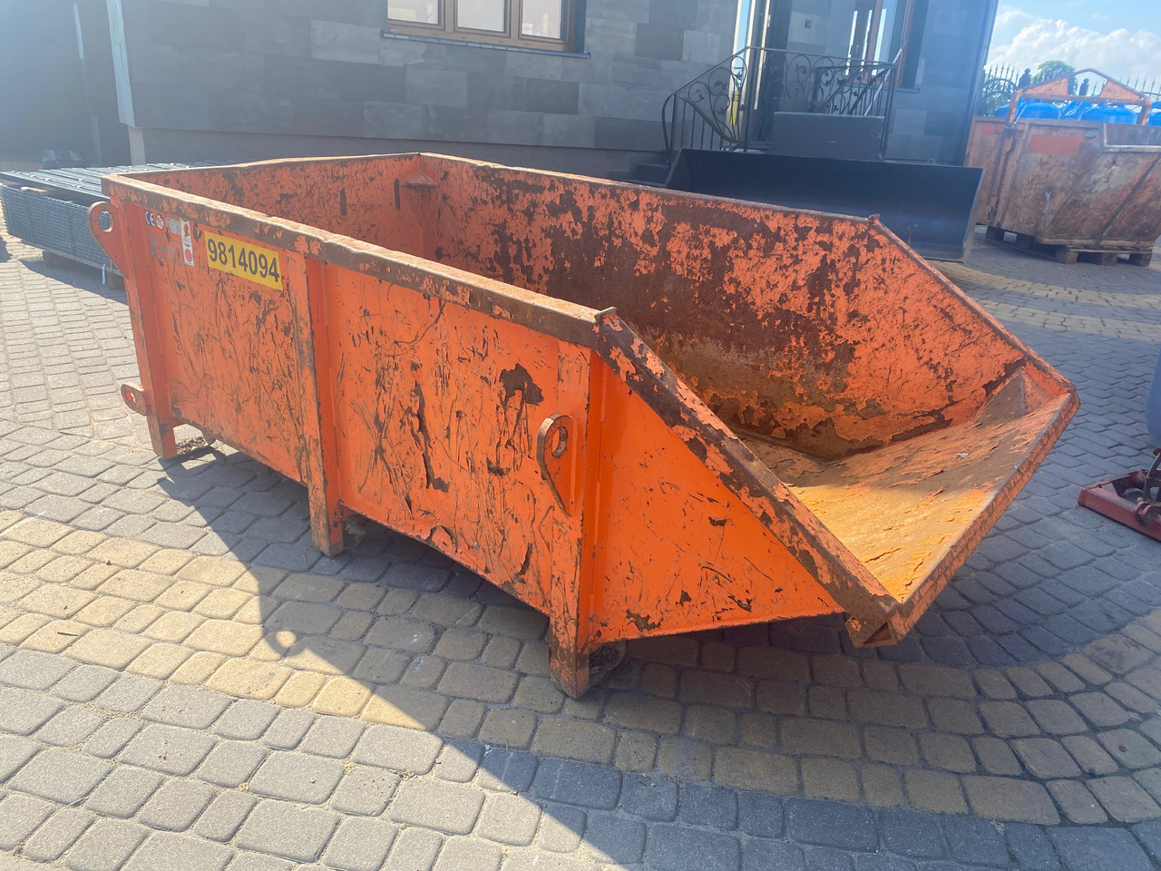 Eichinger Schuttmulde 1046.16, 2000l - Ekskavator kontejnerësh: foto 1 Eichinger Schuttmulde 1046.16, 2000l - Ekskavator kontejnerësh: foto 1